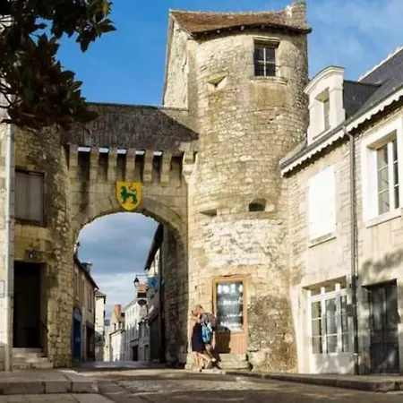 Bienvenue Au 8 Bis *